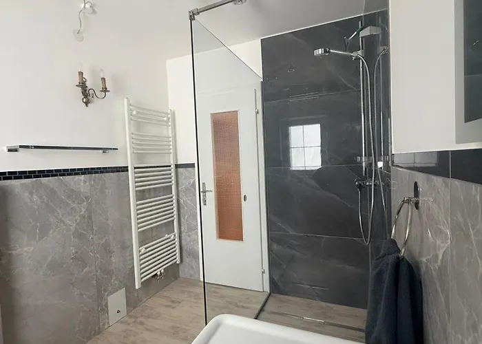Haus Zum Schlafenden Riesen * Sankt Andrä im Lungau
